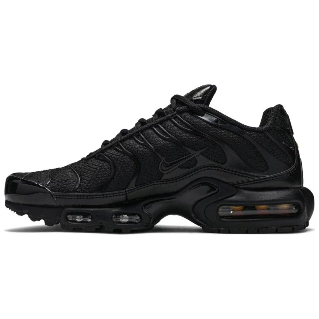 Nike Air Max Plus Triple Black | Shop Online at SneakerToe – SNEAKER TOE, Steal the Show!