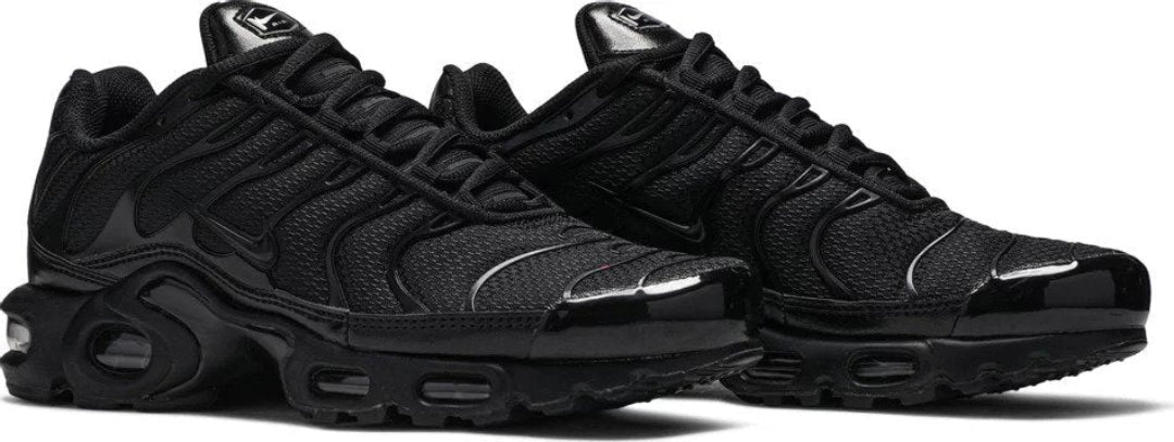 Nike Air Max Plus Triple Black | Shop Online at SneakerToe – SNEAKER TOE, Steal the Show!
