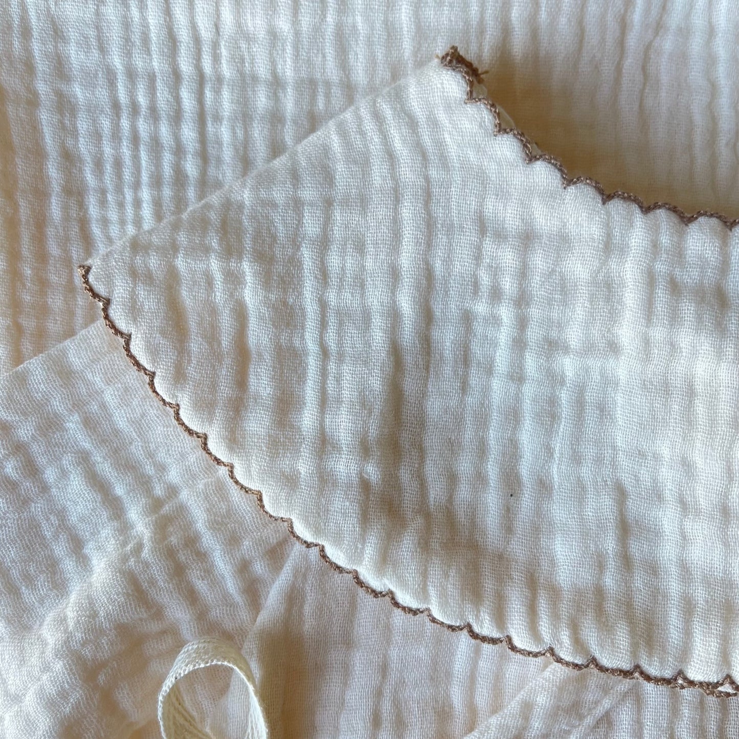 Newborn outfit + Blanket Set (Cream)