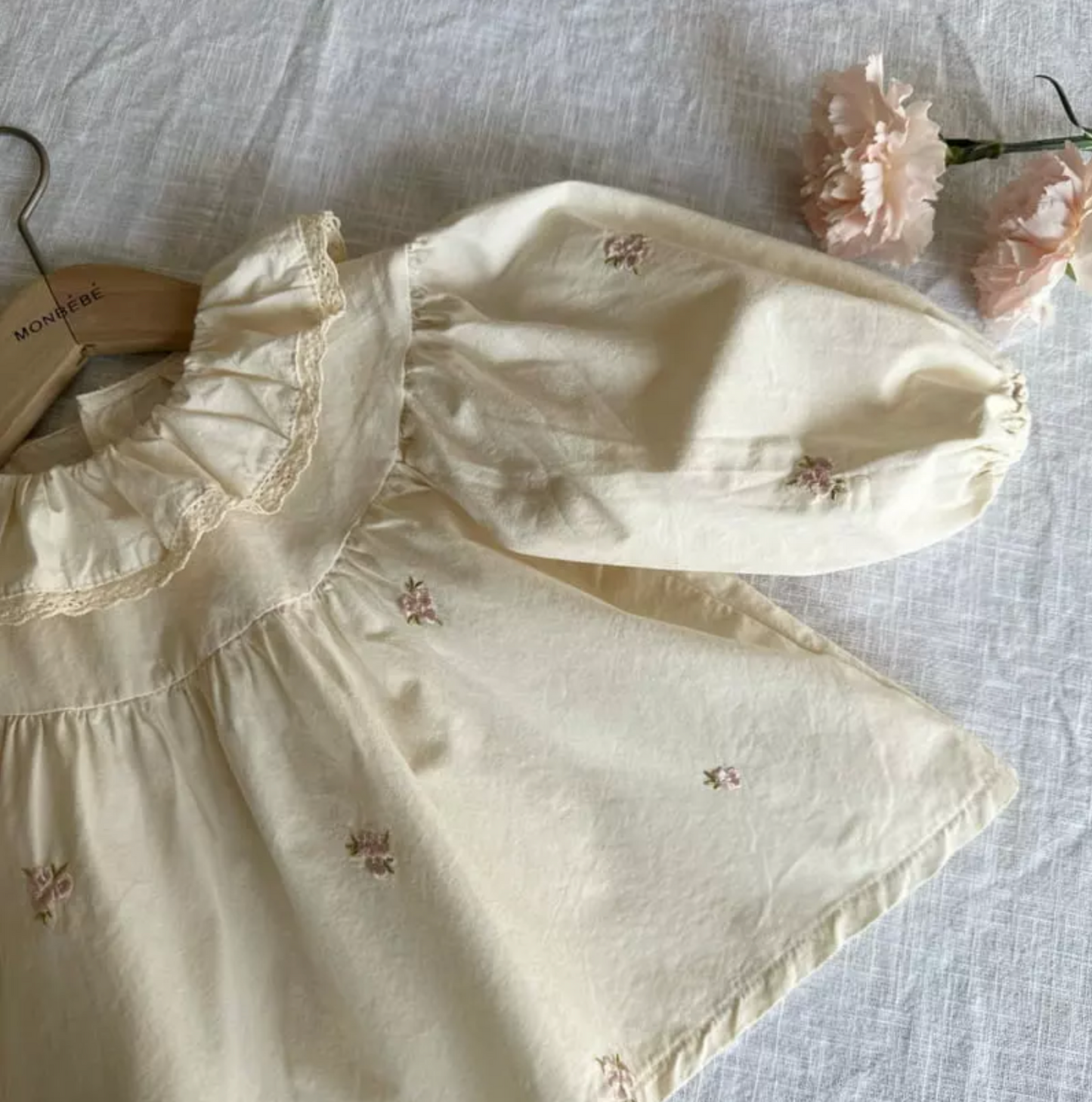 Blossom Embroidery Blouse